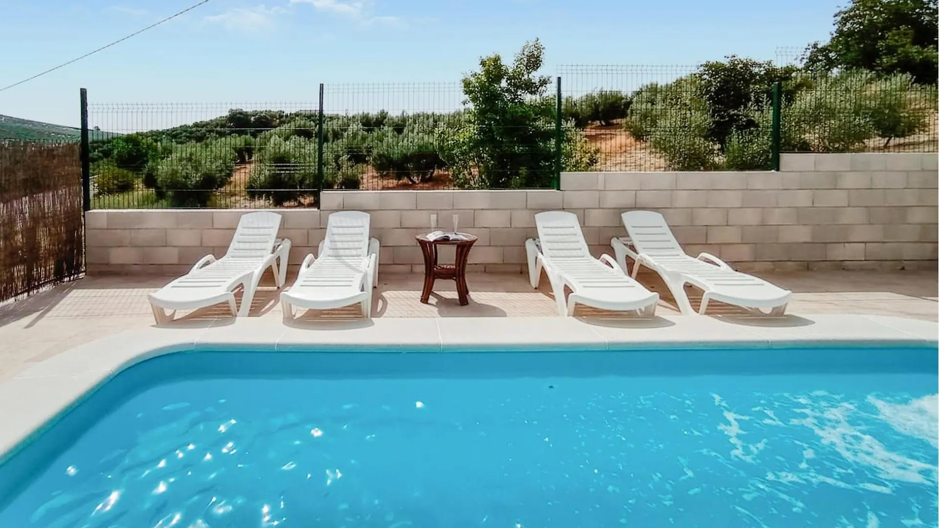 Gorgeous Home In Puertollano Las Caserias