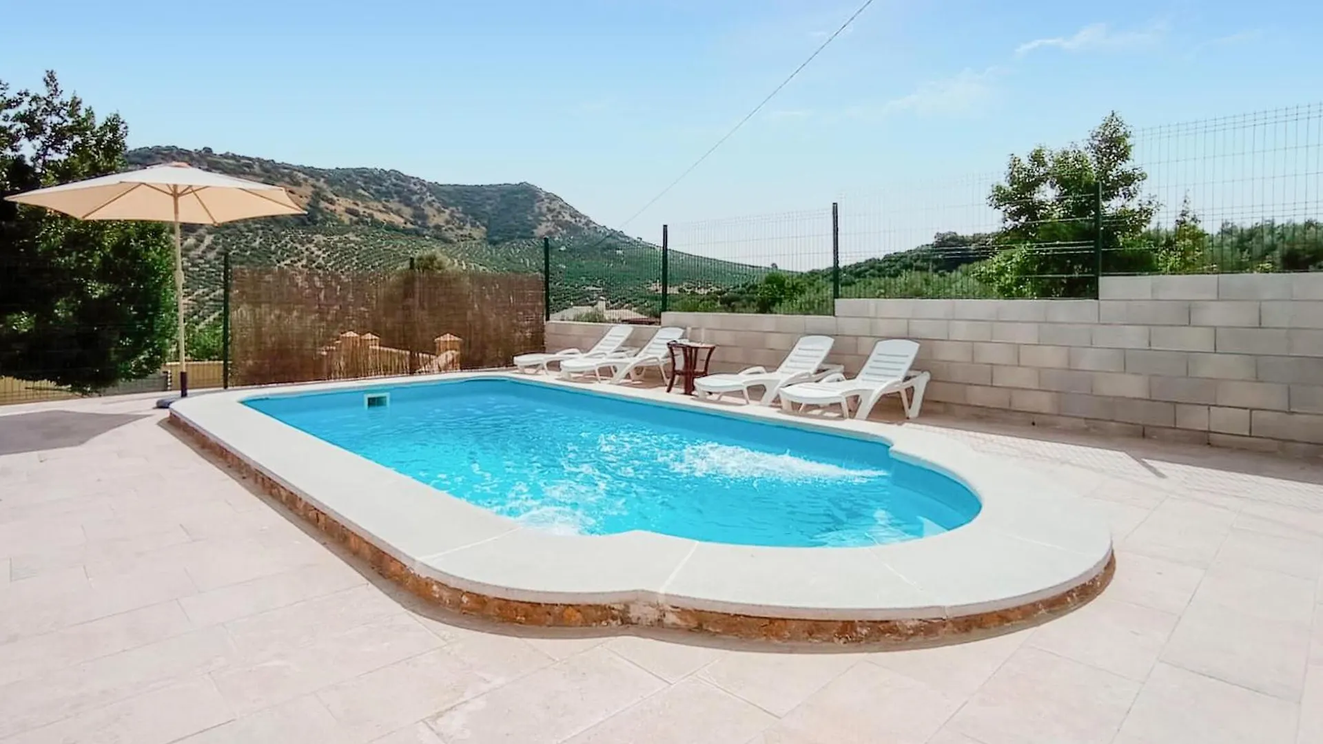 Gorgeous Home In Puertollano contacts