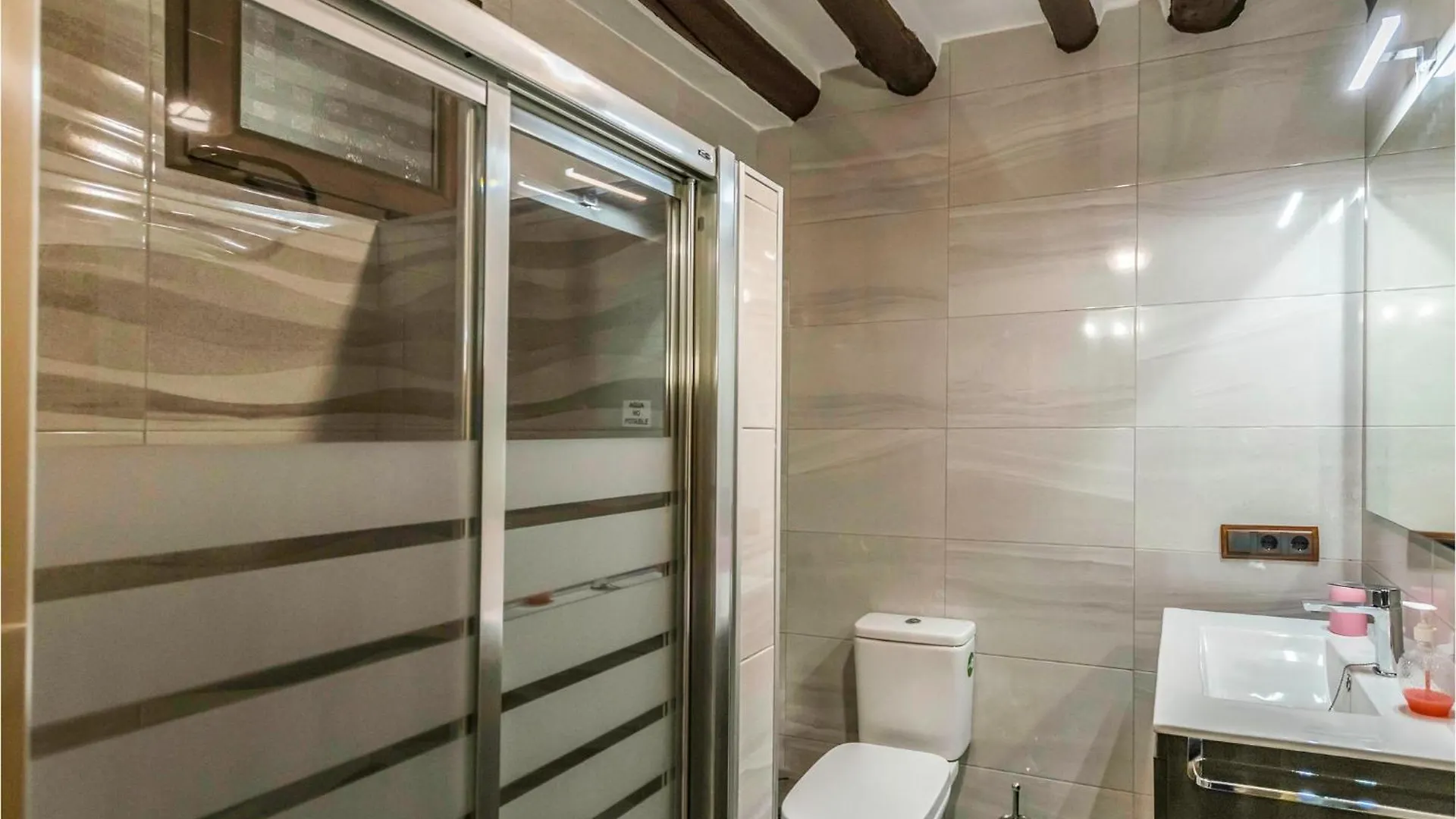 Gorgeous Home In Puertollano Las Caserias 0*,